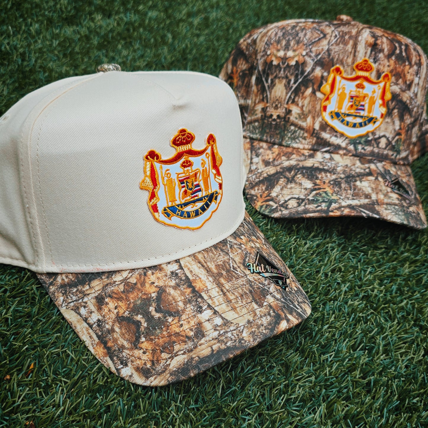 COAT OF ARMS HAT
