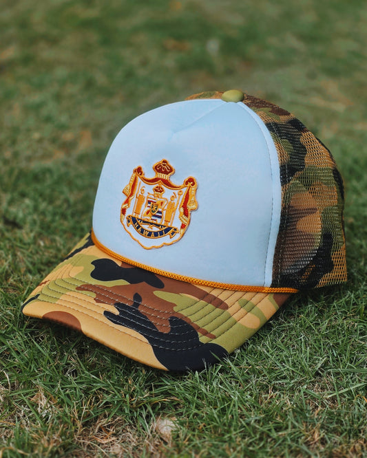 COAT OF ARMS TRUCKER HAT