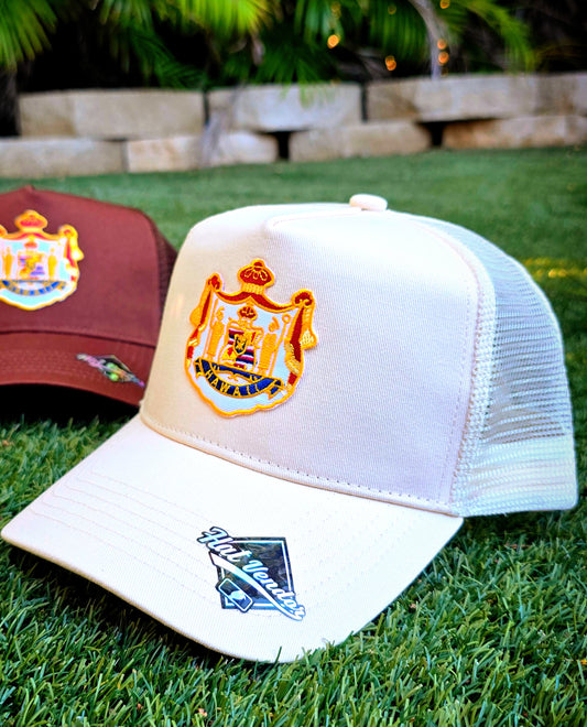 COAT OF ARMS TRUCKER HAT