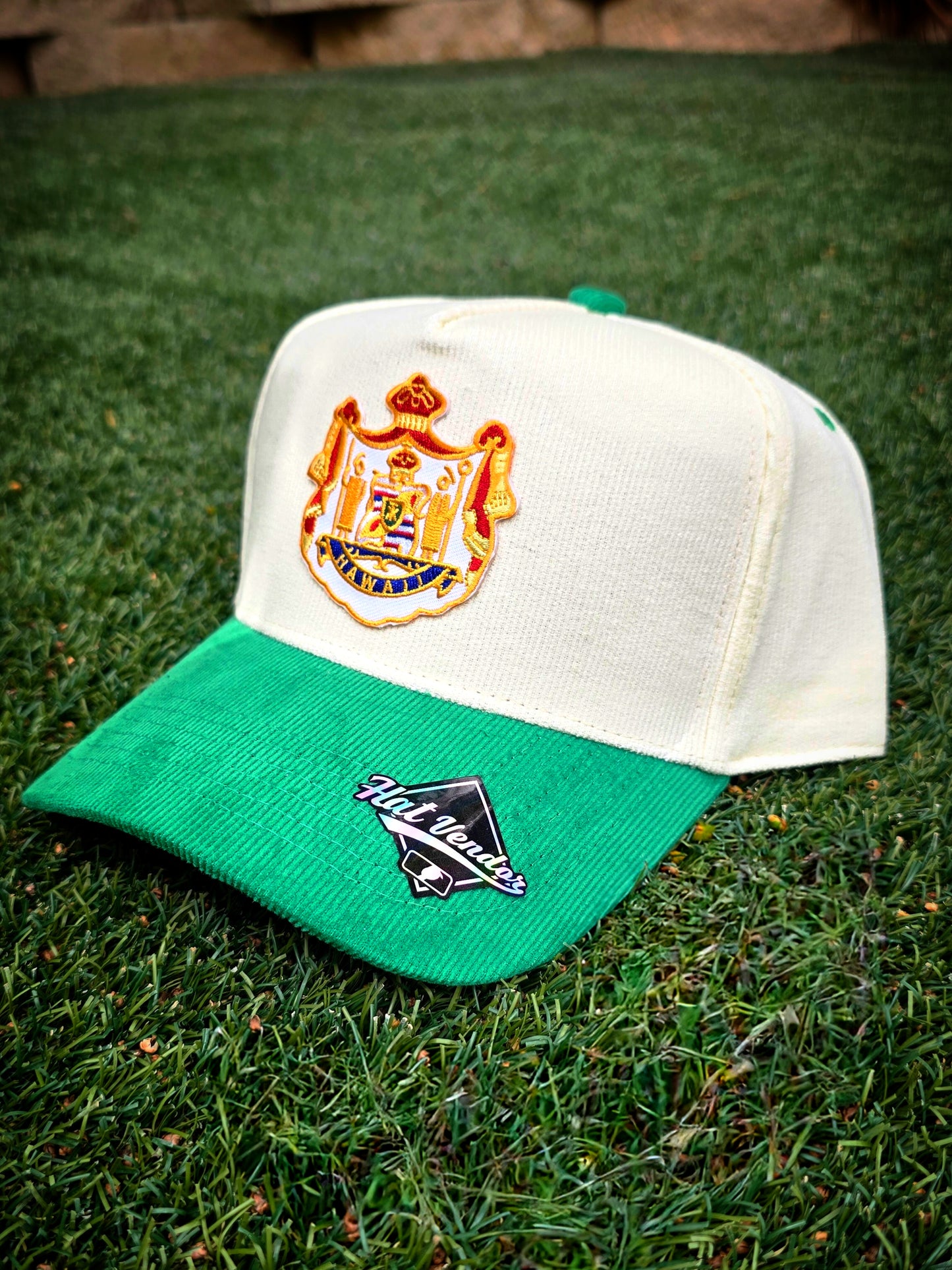 COAT OF ARMS CORDUROY PACK