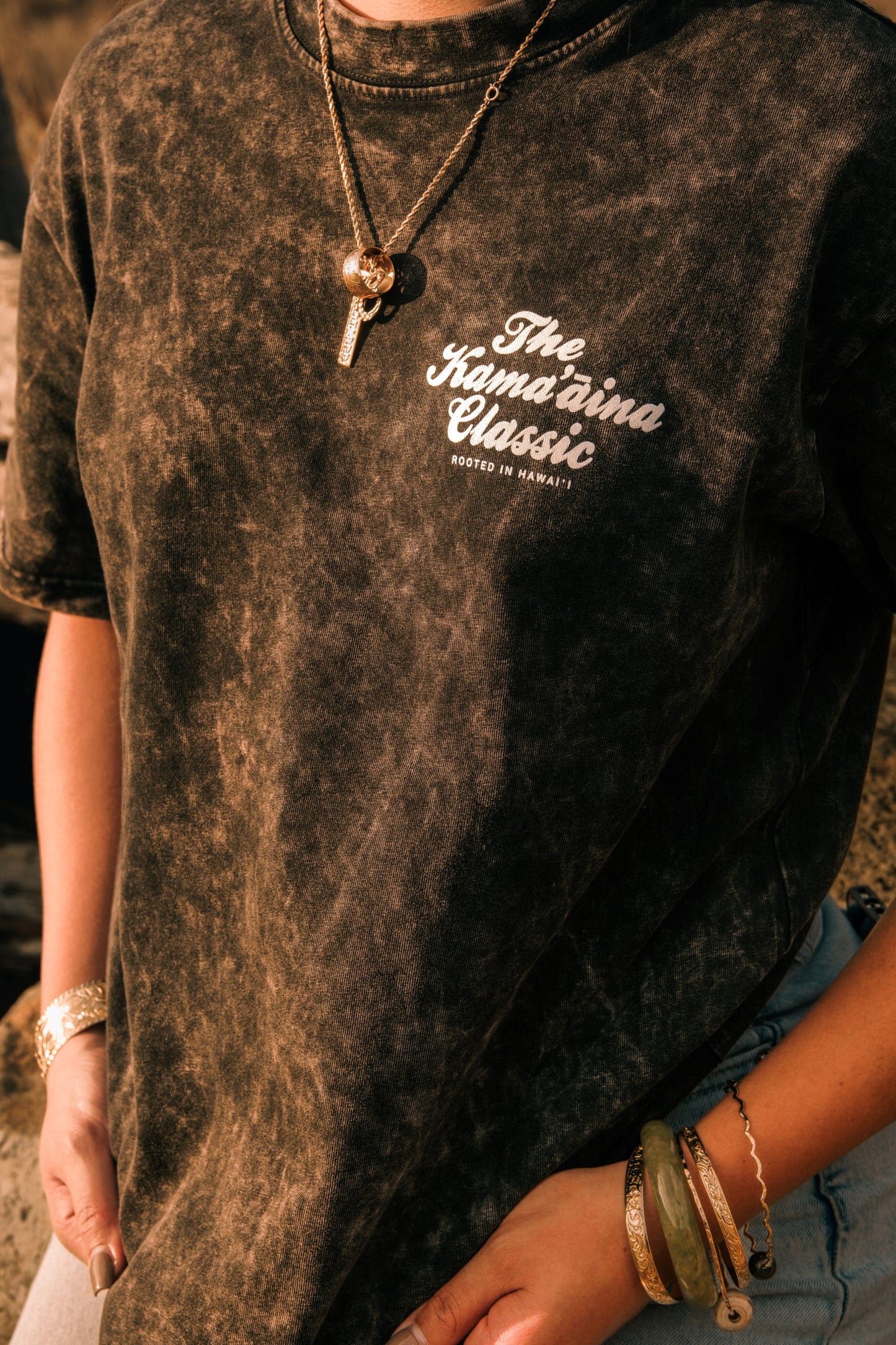 PŌHAKU MINERAL WASH TEE
